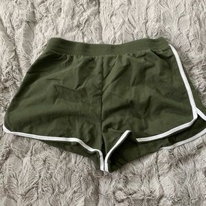 No Boundaries || Medium || Shorts || Olive Green & white
